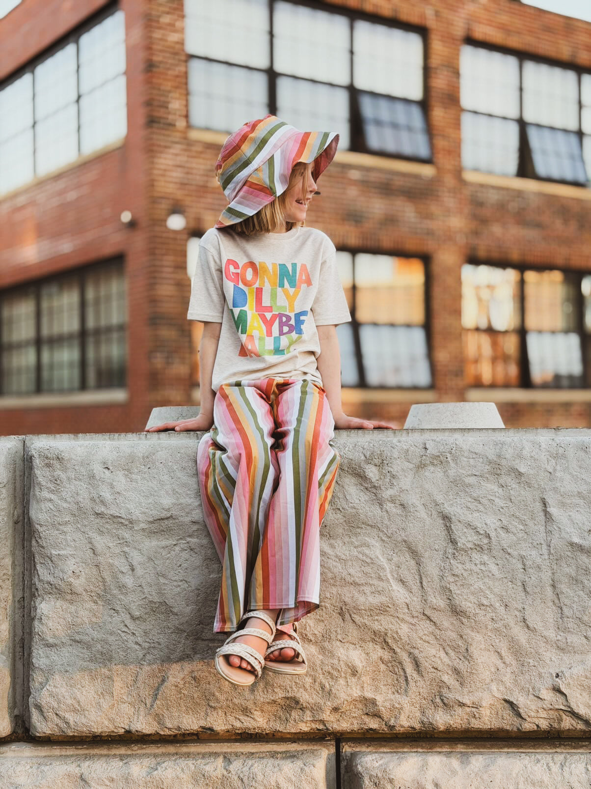 Dilly Dally Tee
